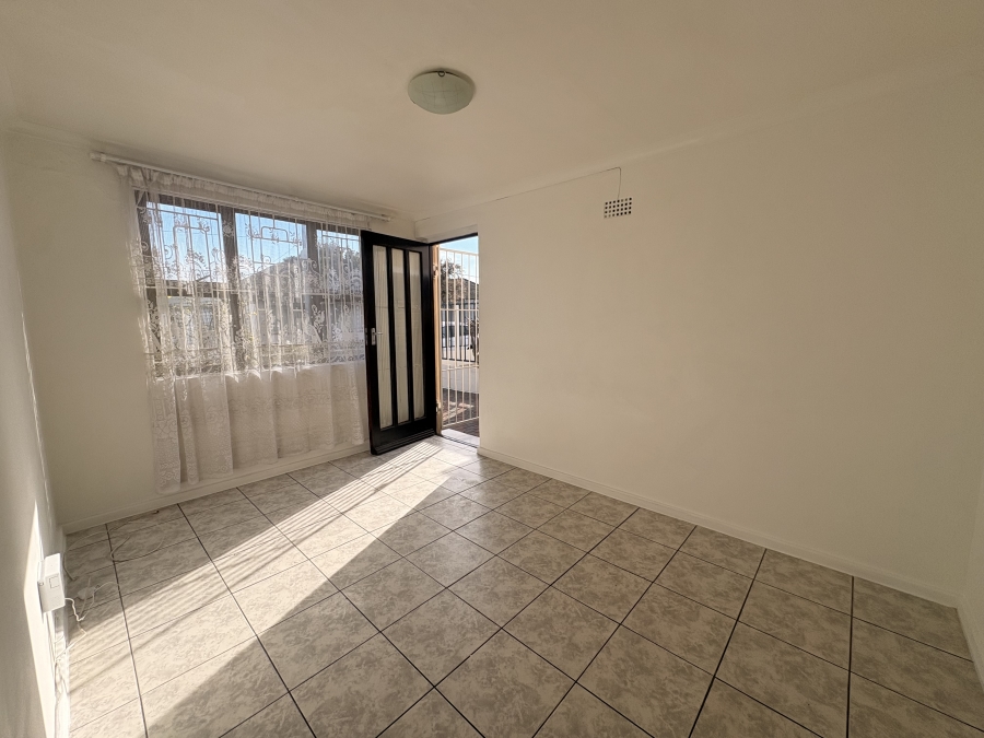 To Let 1 Bedroom Property for Rent in Belthorn Estate Western Cape